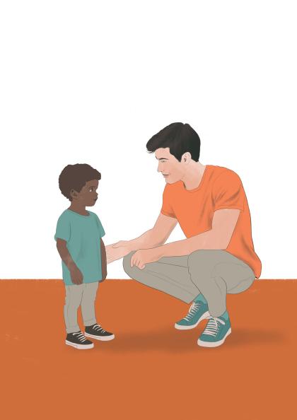 adulta agafant la mà d'un infant