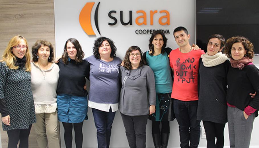 Group photo of the Comitè d’Ètica de Suara