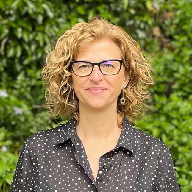 Anna Nicolau